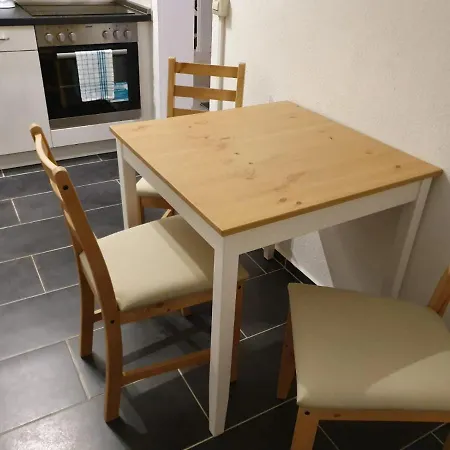 Monteurwohnung Fuer 6 Personen In * לייפציג
